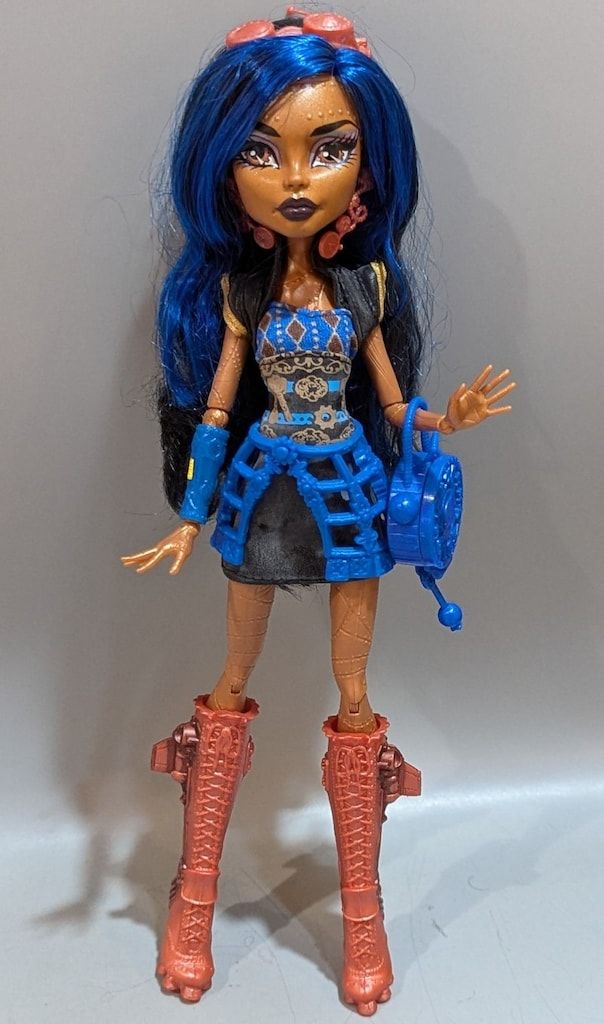 Mattel Monster High Wave 4 Robecca Steam