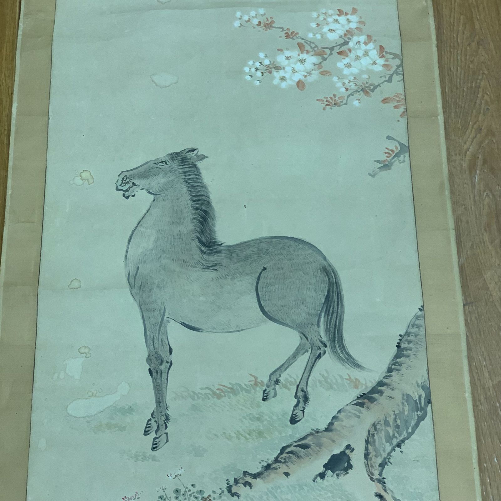 掛け軸 馬 梅 ネズミ 明治甲辰 当時物 古道具 アンティーク 千春 