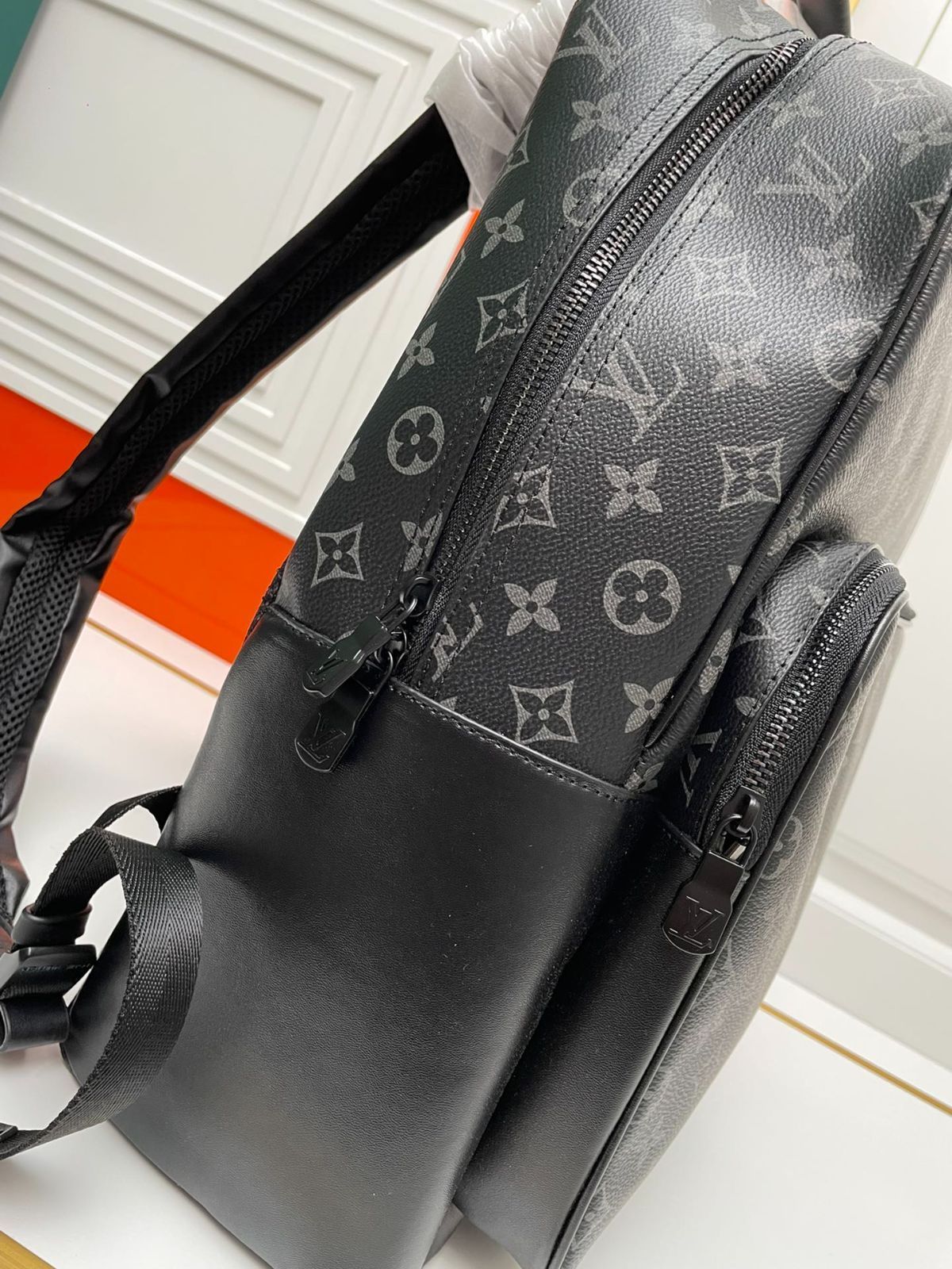 ダブルショルダーバッグ