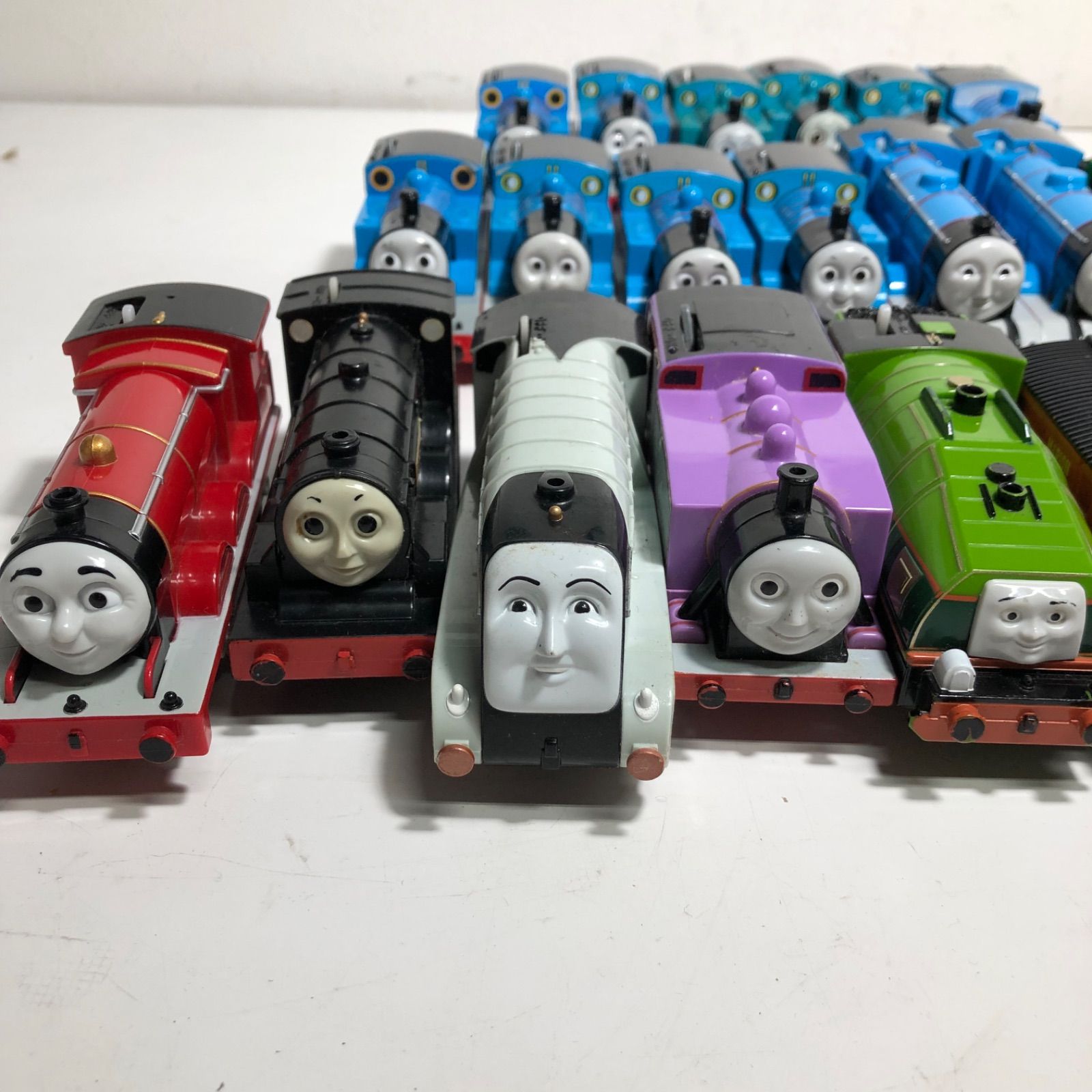 ☆TOMY プラレール 機関車トーマス 列車、貨車 53台まとめ売り