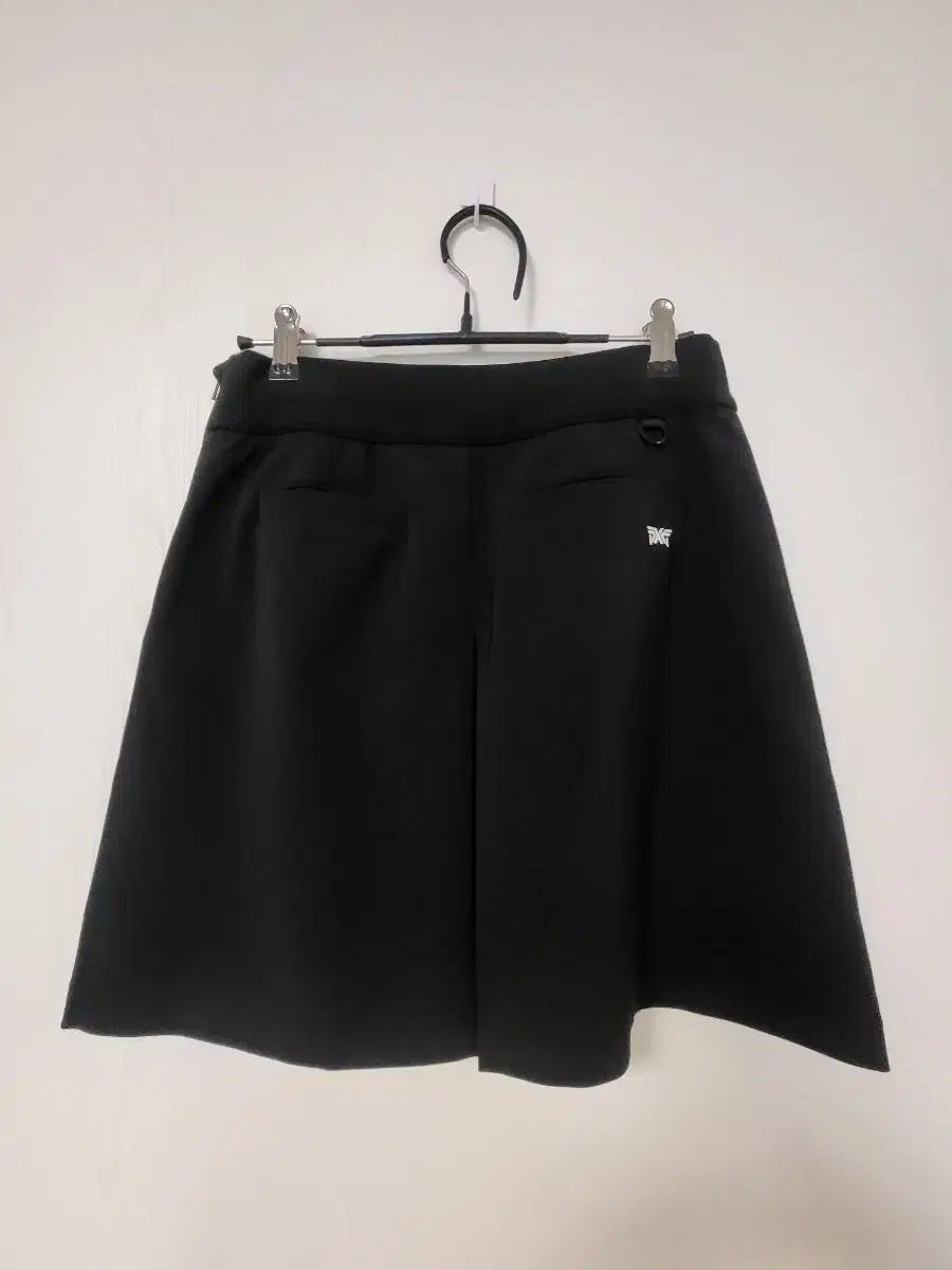 PXG レディース ゴルフ スカート 黒と白 pxg レディース スカート PXG レディース スカート 黒と白 PXG