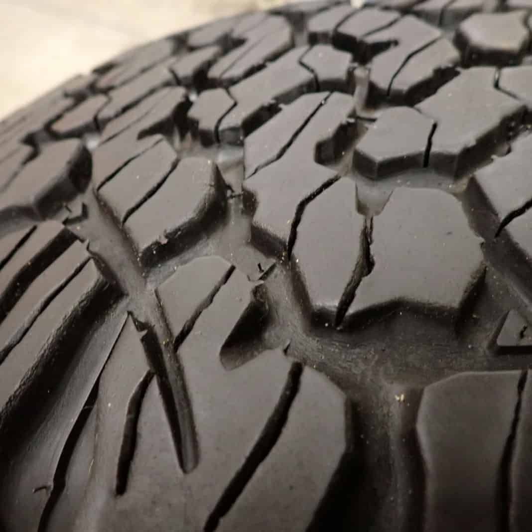 KO2 ホワイトレター