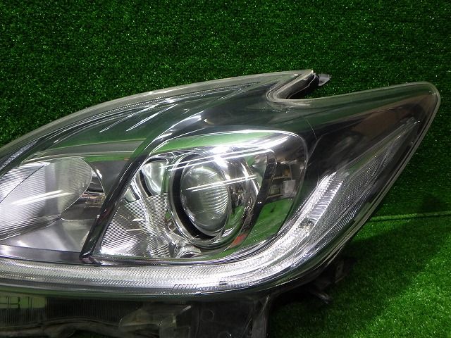 30プリウス ヘッドライト