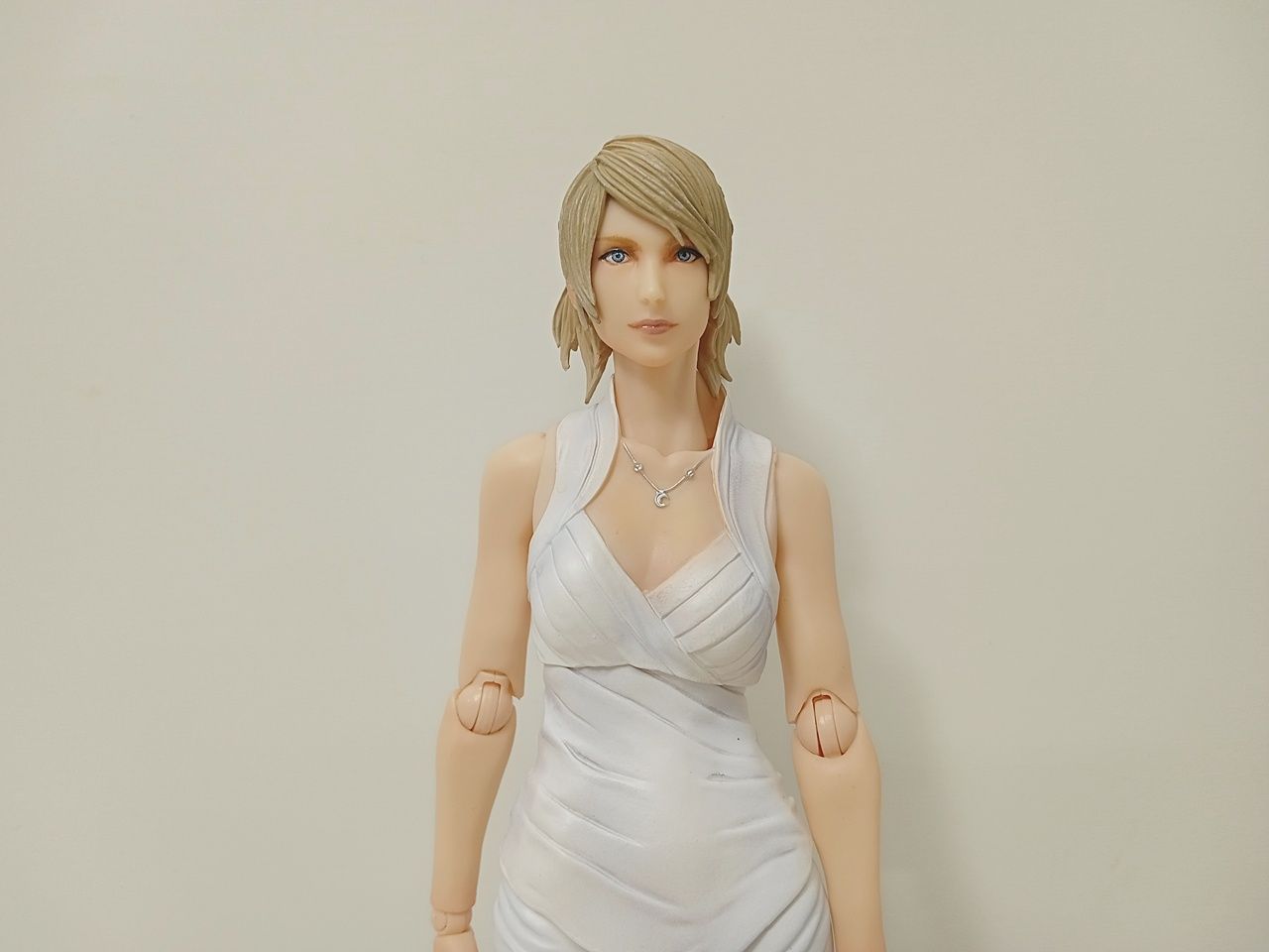 新品未開封　FF ルナフレーナ・ノックス・フルーレ プレイアーツ改 FF ルナフレーナ・ノックス・フルーレ プレイアーツ改 Amazon.co