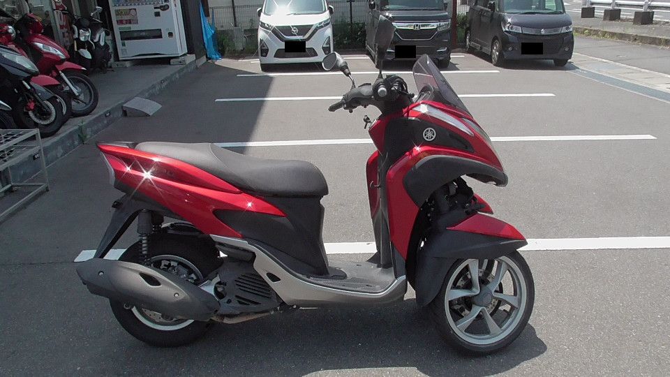 SE82J トリシティ125 1747711505
