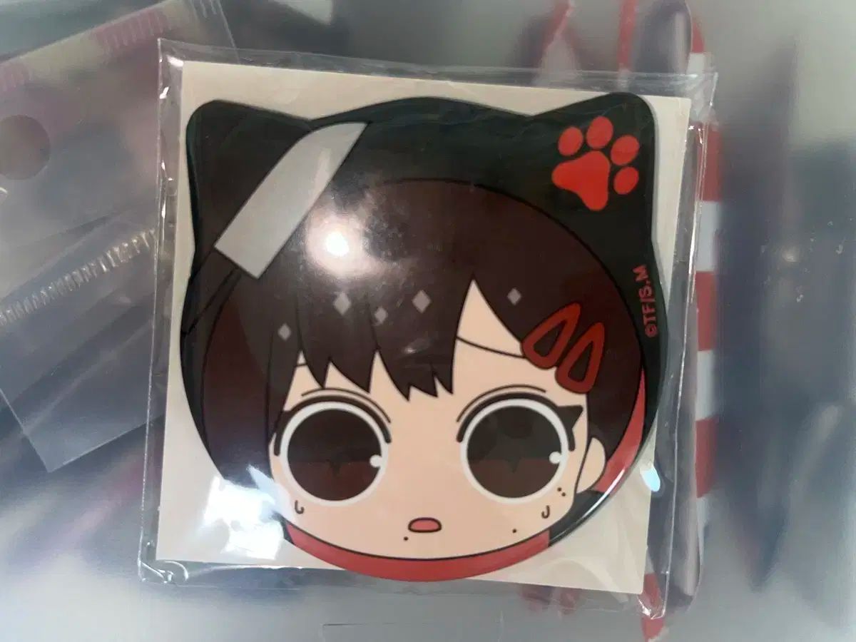 チェンソーマン けもみみ 猫 缶バッジ 東山 コベニ 未開封