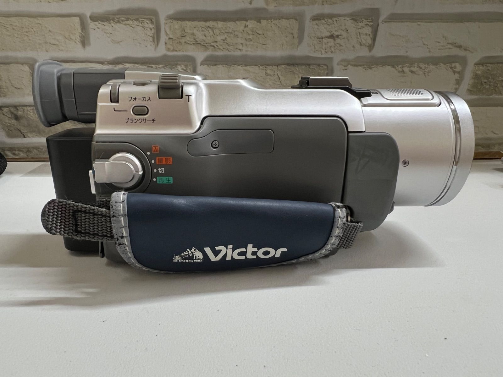 O 6 11 Victor ビクター デジタルビデオカメラ GR DV 550 K キャリーケース ライト リモコン 接続コード類付き ビデオカメラ本体 ビデオカメラ カメラ