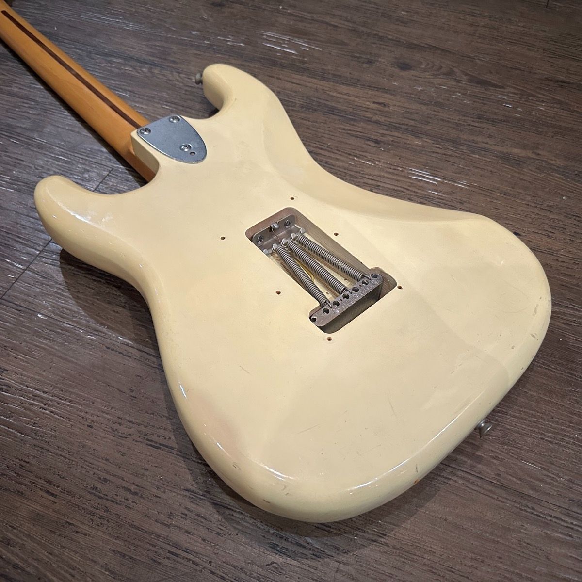 Fernandes フェルナンデス FST-50 石ロゴ メンテナンス済み Fernandes フェルナンデス FST-50 石ロゴ メンテナンス済み