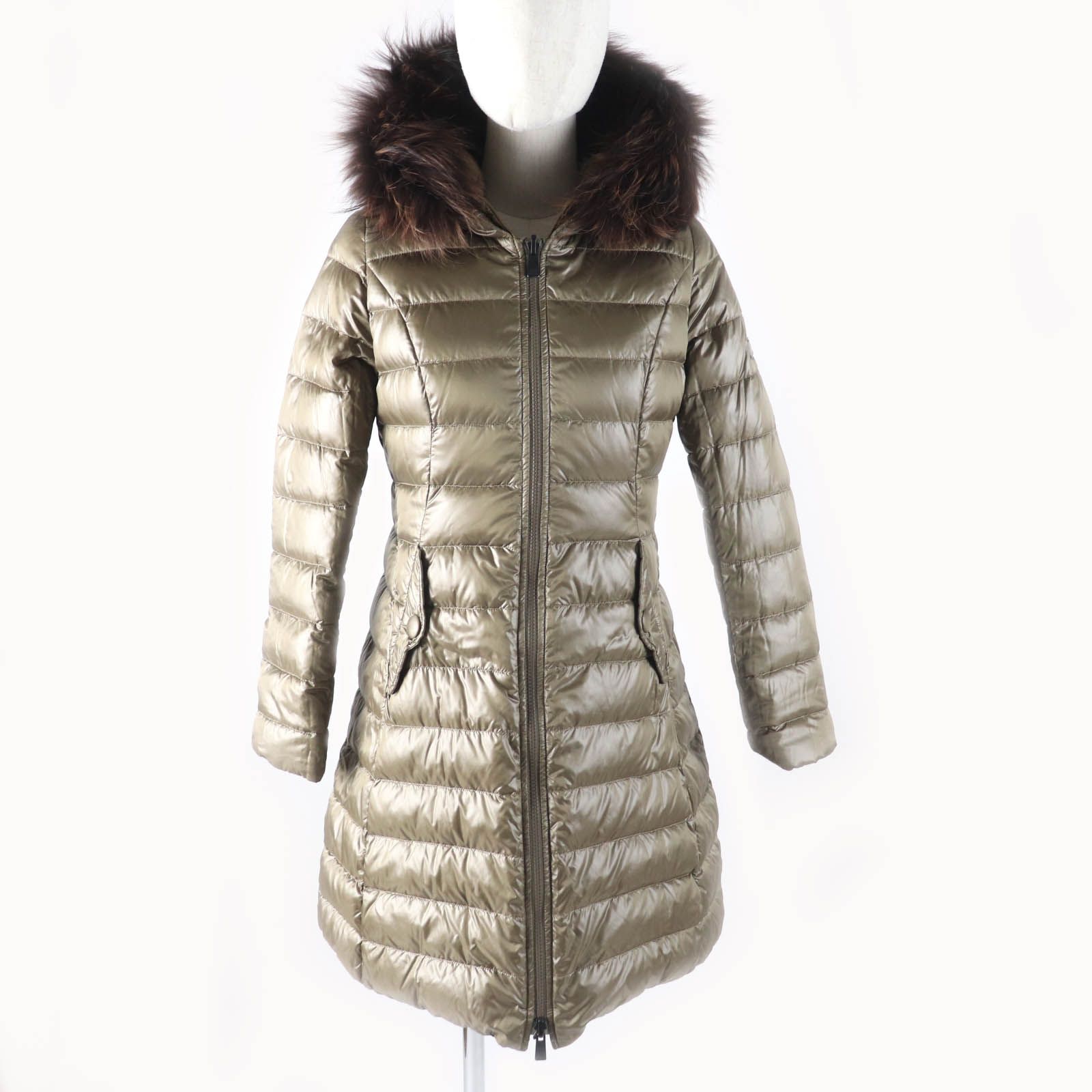 美品 タトラス イセラ リバーシブル ダウンジャケット ラクーンファー ベージュ 美品 タトラス マーレ ポンチョ ダウン ベージュ ラクーンファー 03