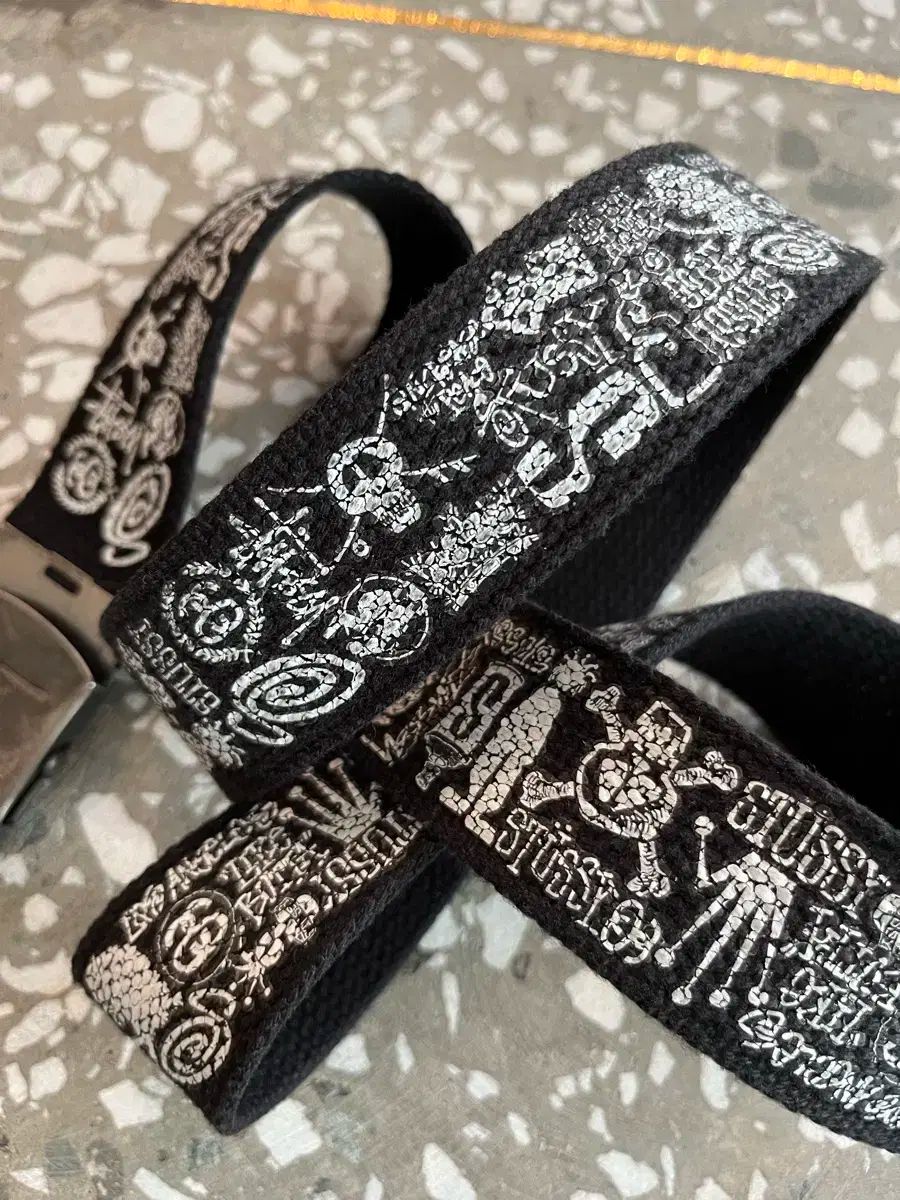 稀少 BELT FACTORY ゴルフマーカー付き ベルト スワロフスキー 黒 稀少 BELT FACTORY ゴルフマーカー付き ベルト スワロフスキー 黒