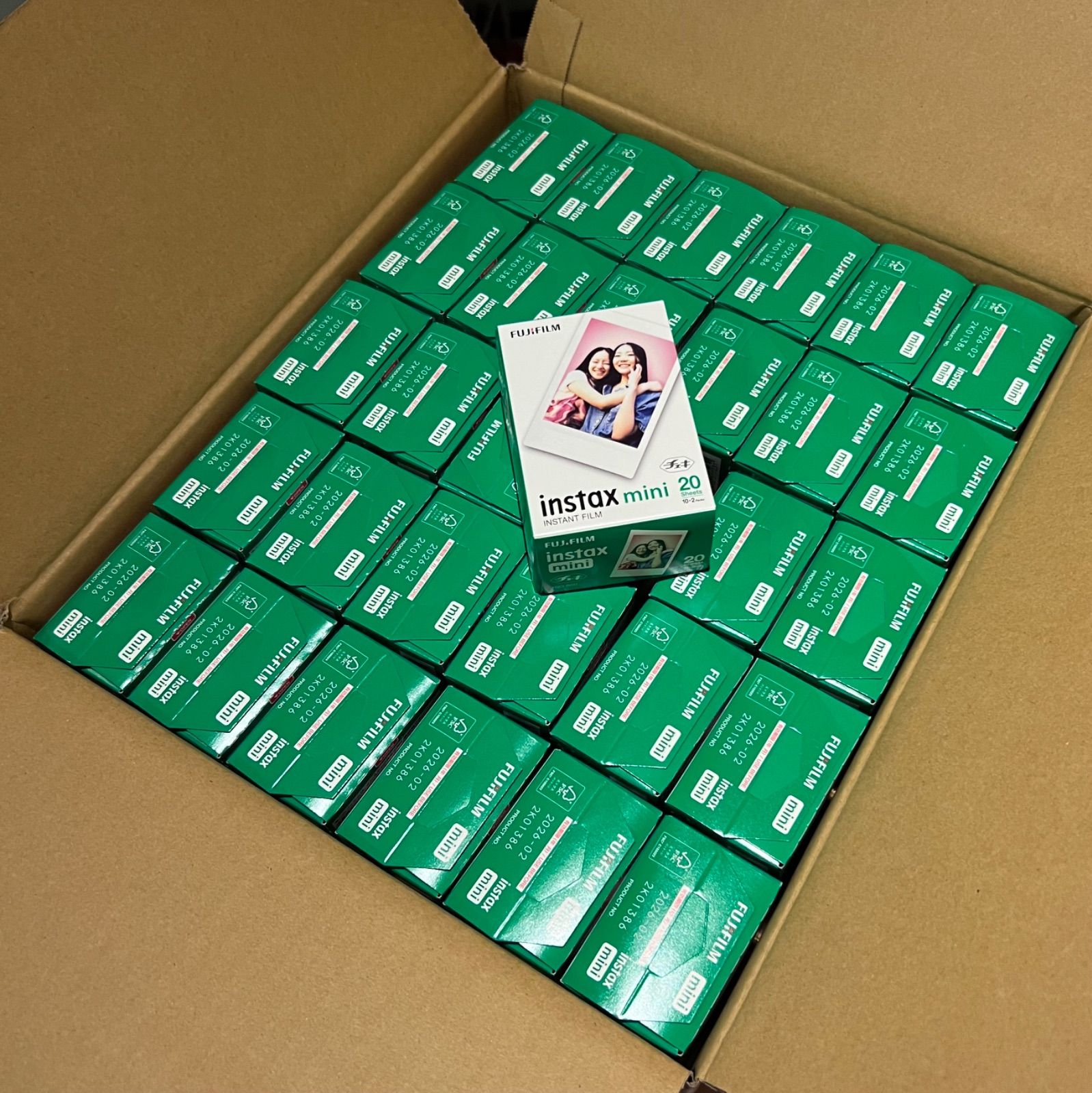 チェキフィルムINSTAX MINI20入り×30個 [600枚入] 26年3月 【公式通販】