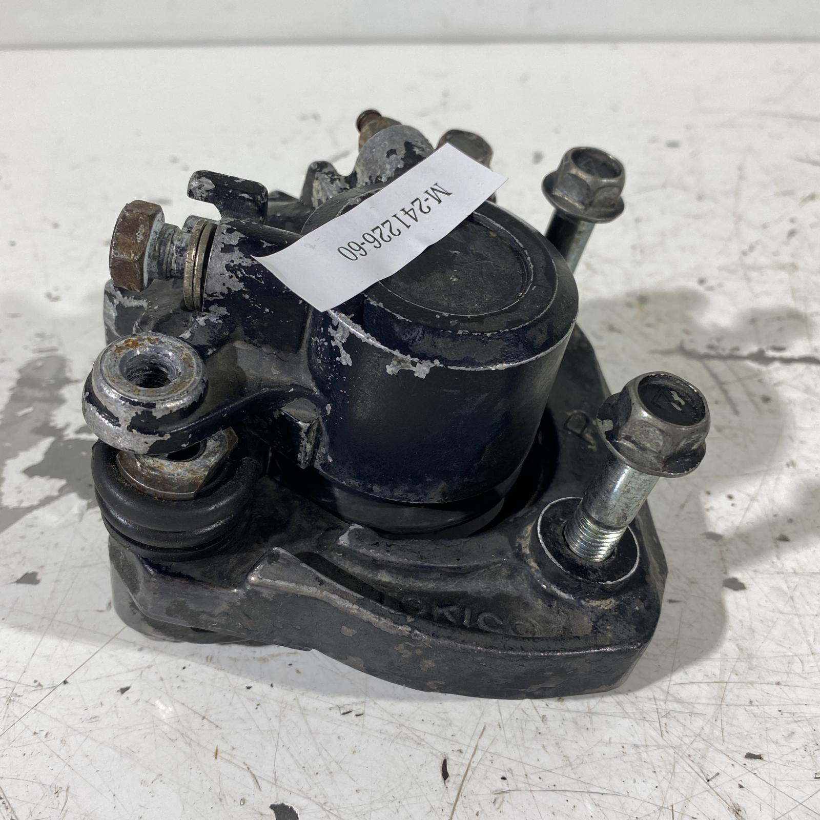 Z400FX★フロントブレーキキャリパー☆一式 z400fxブレーキキャリパー