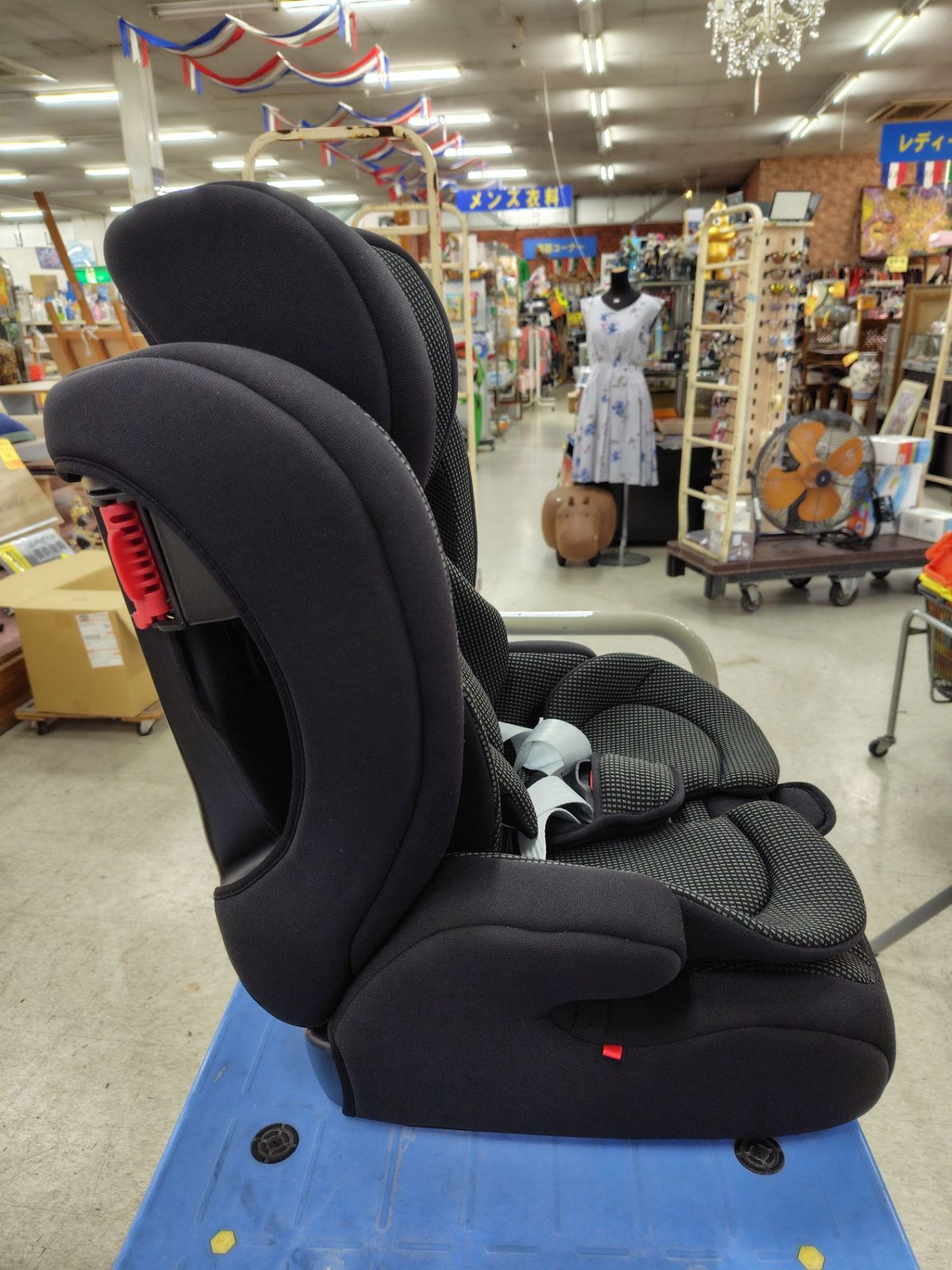 美品 RECARO start J3 Schwarzes ジュニアシート ホルダ RECARO start J3 Schwarzes ジュニアシート ホルダ RECARO Start J3