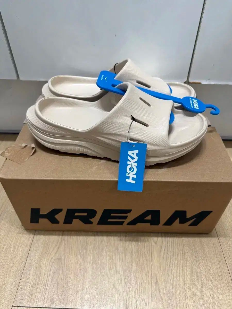 ホカ オラ リカバリー スライド シフティング サンド