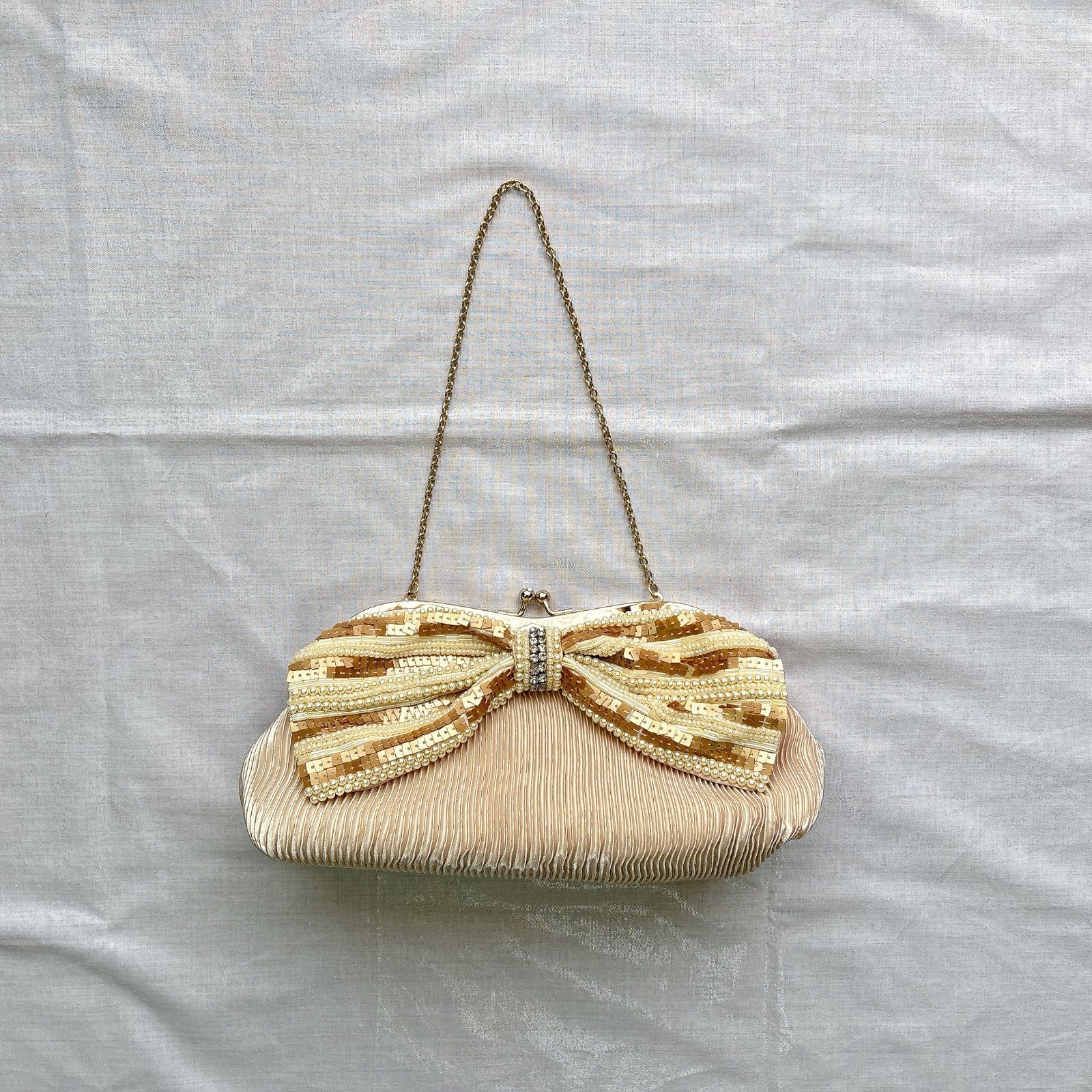 美品 チェーンバッグ クラッチバッグ パーティーバッグ がま口