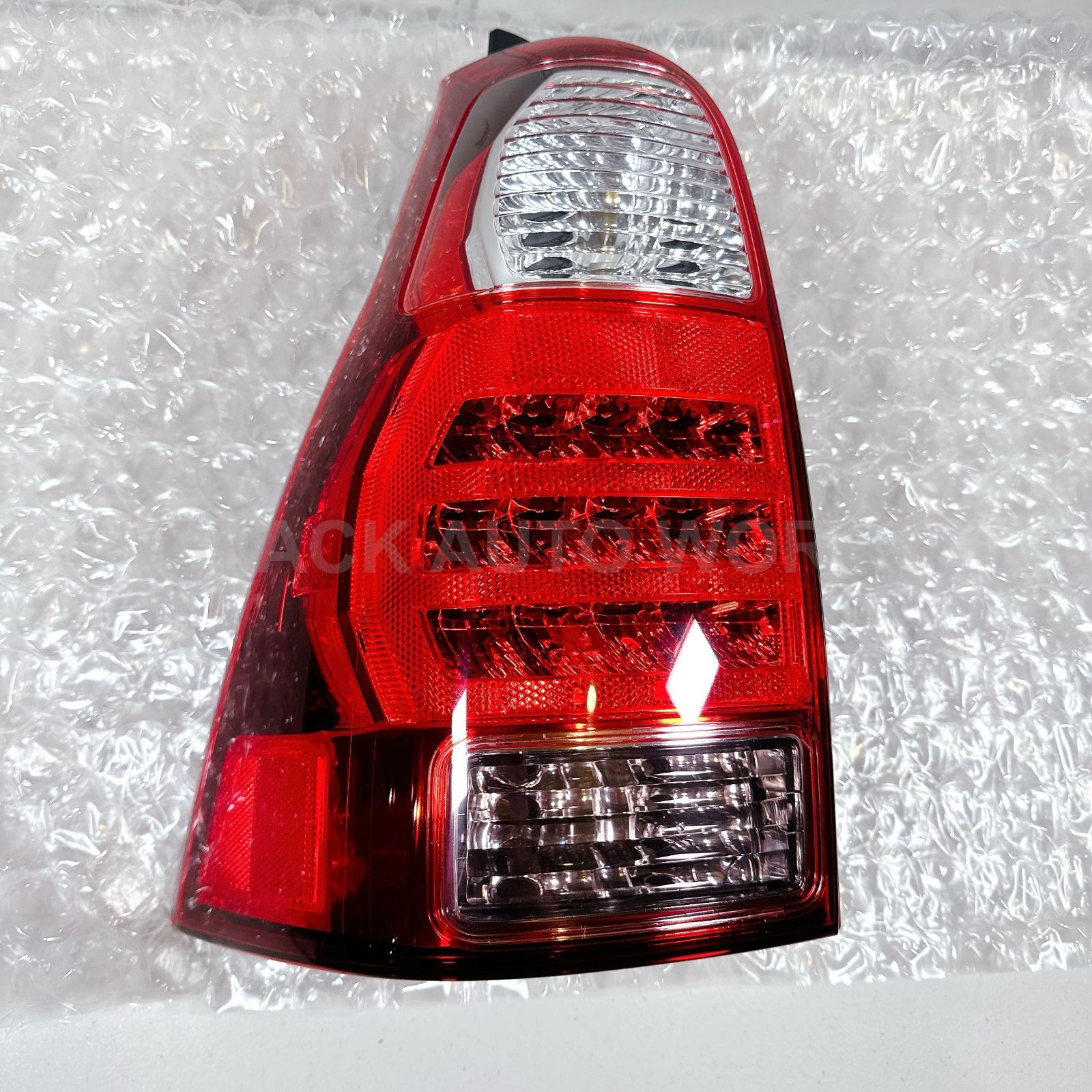 USトヨタ純正】 ハイラックス サーフ 215 US テール ランプ レンズ 後期 LED USDM 北米仕様 4runner 4ランナー 新品未使用  送料無料 - メルカリ