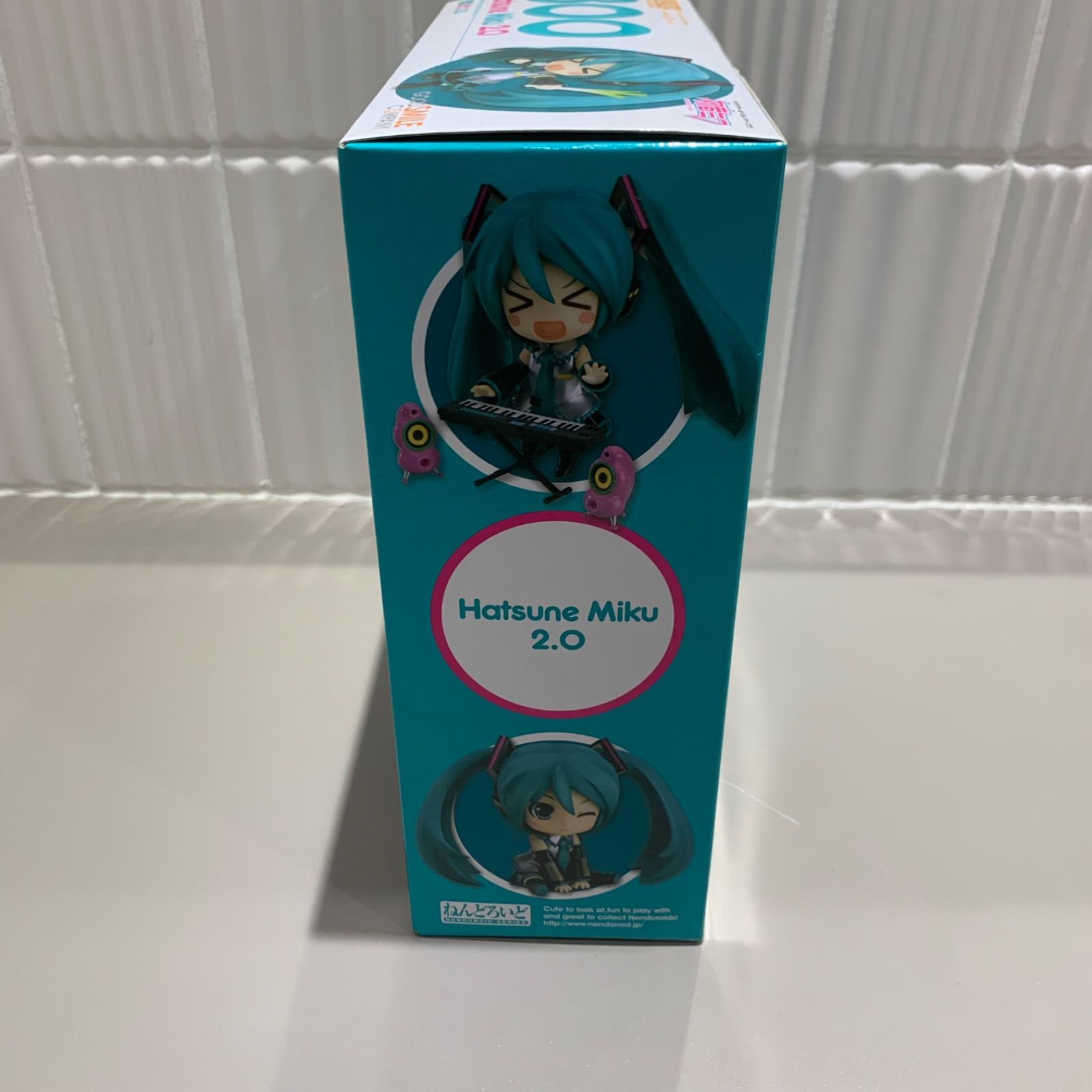 ねんどろいど　300　初音ミク2.0　さ新品未開封 ねんどろいど 300 初音ミク2.0 開封のみ、未使用 Amazon.co.jp