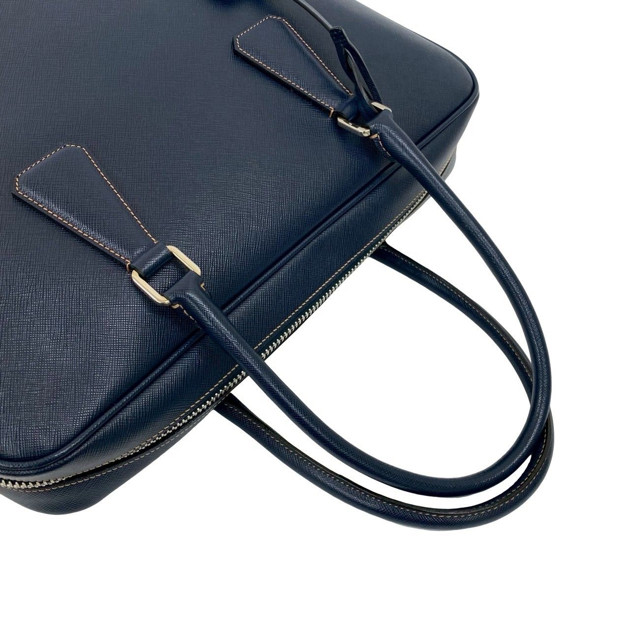 極 美品 袋付 PRADA プラダ 三角ロゴ 金具 サフィアーノ レザー