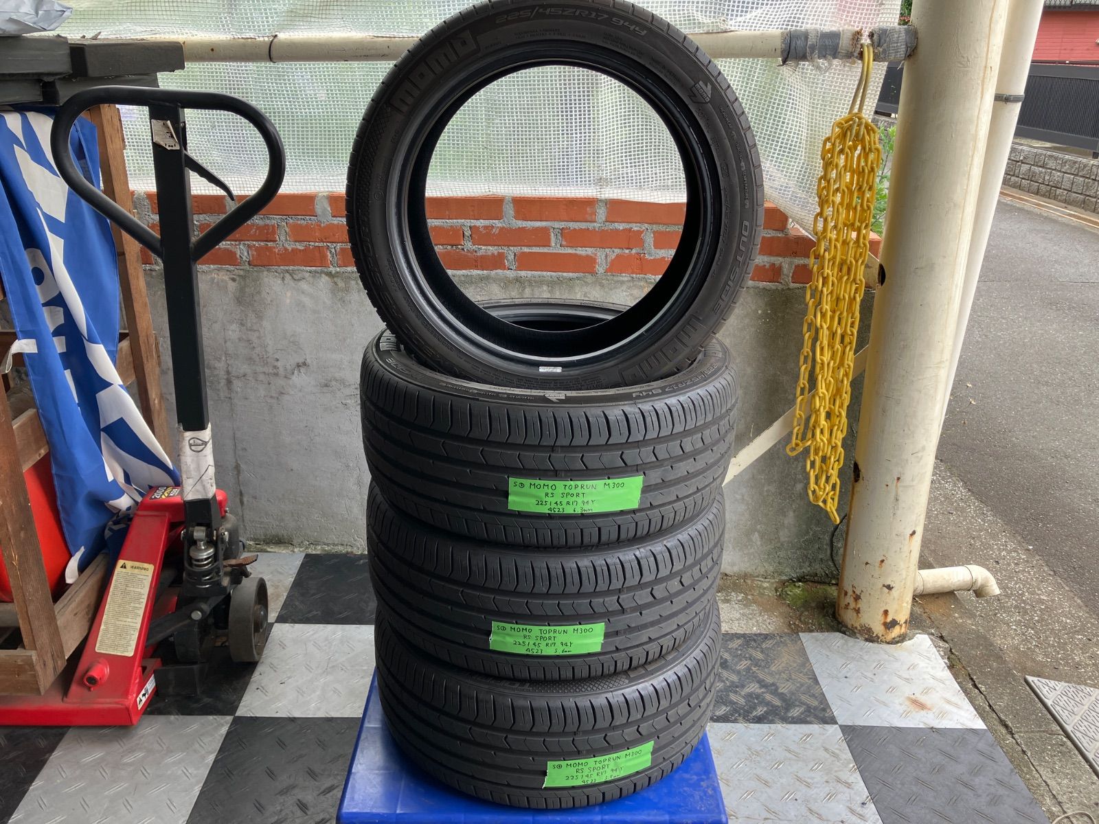 み 225|45R17 2025年製 MOMO TOPRUN M300 RS SPORT モモ トップラン M300 RS スポーツ XL タイヤ4本