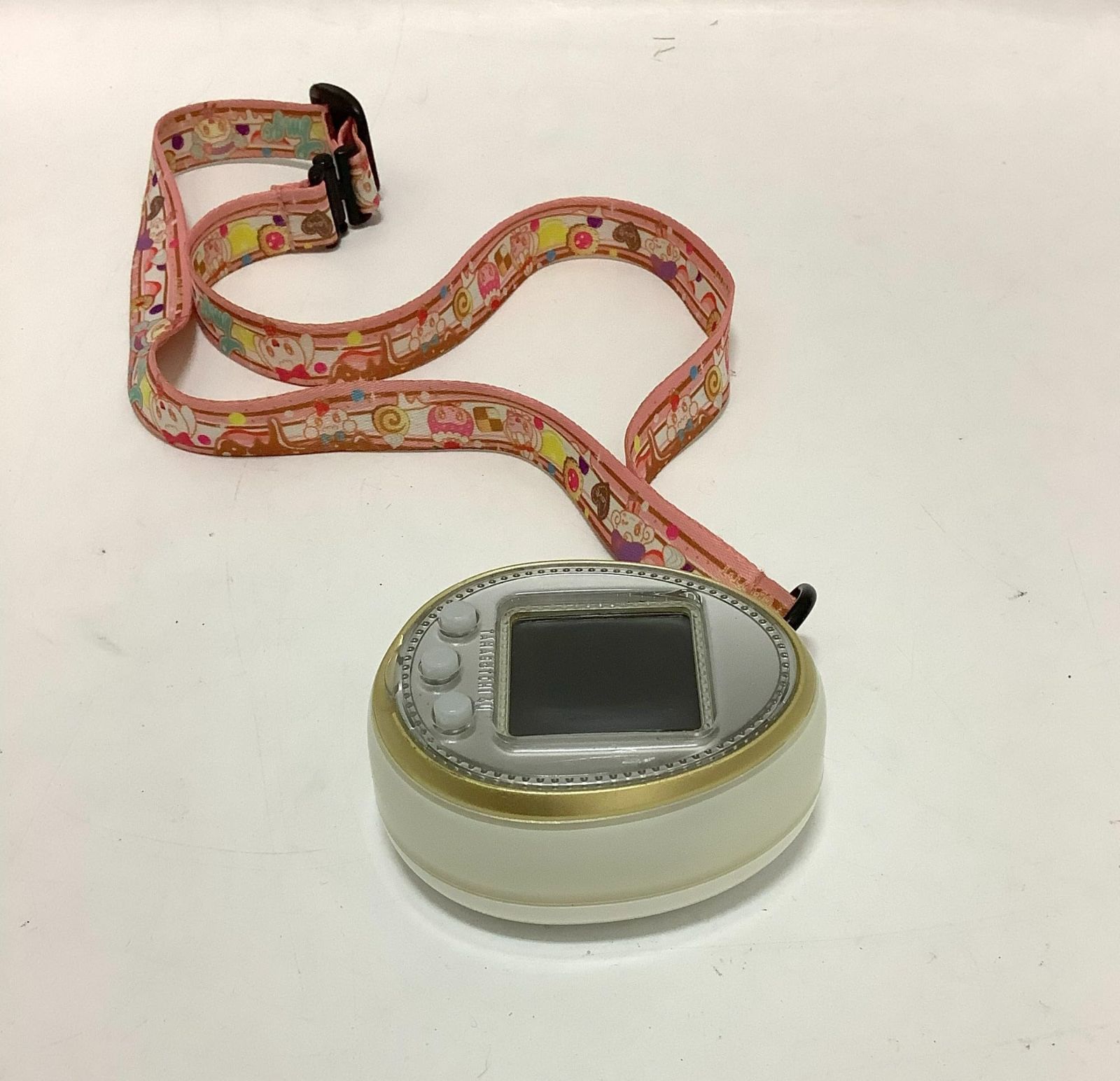たまごっち4U 希少品 TAMAGOTCHI ホワイト NO3451 TAMAGOTCHI 4U WHITE (たまごっち 4U ホワイト) - メルカリ
