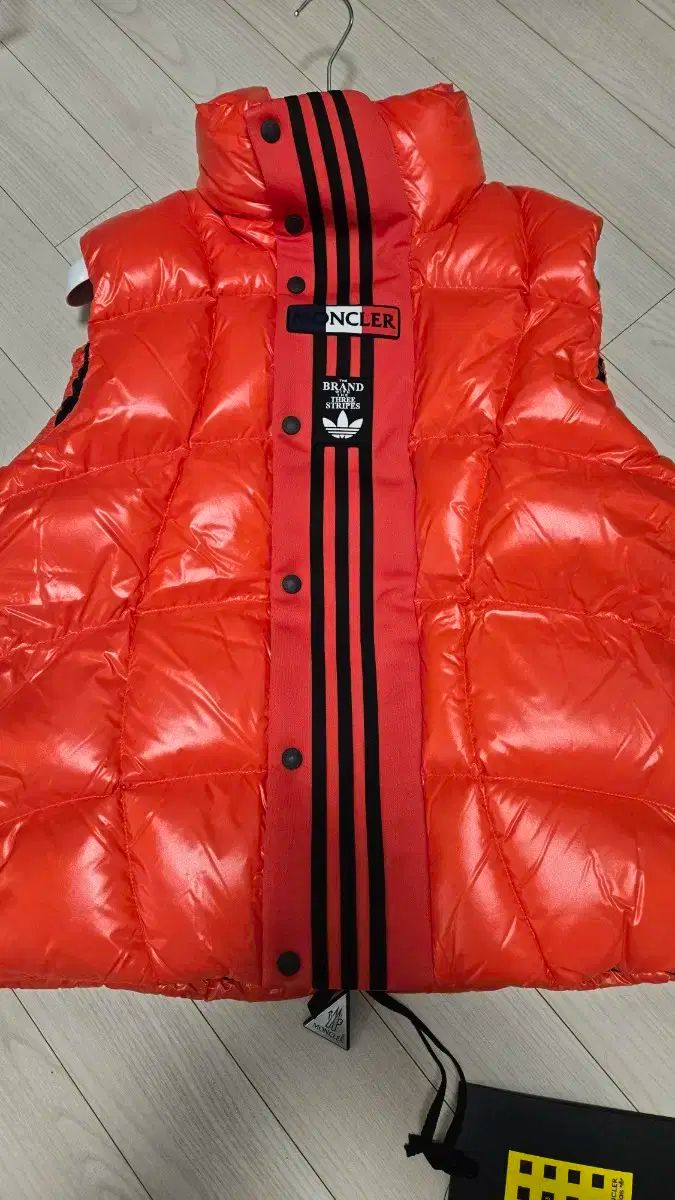 adidas(アディダス) x MONCLER(モンクレール) ダウンジャケット adidas(アディダス) x MONCLER(モンクレール) ダウンジャケット