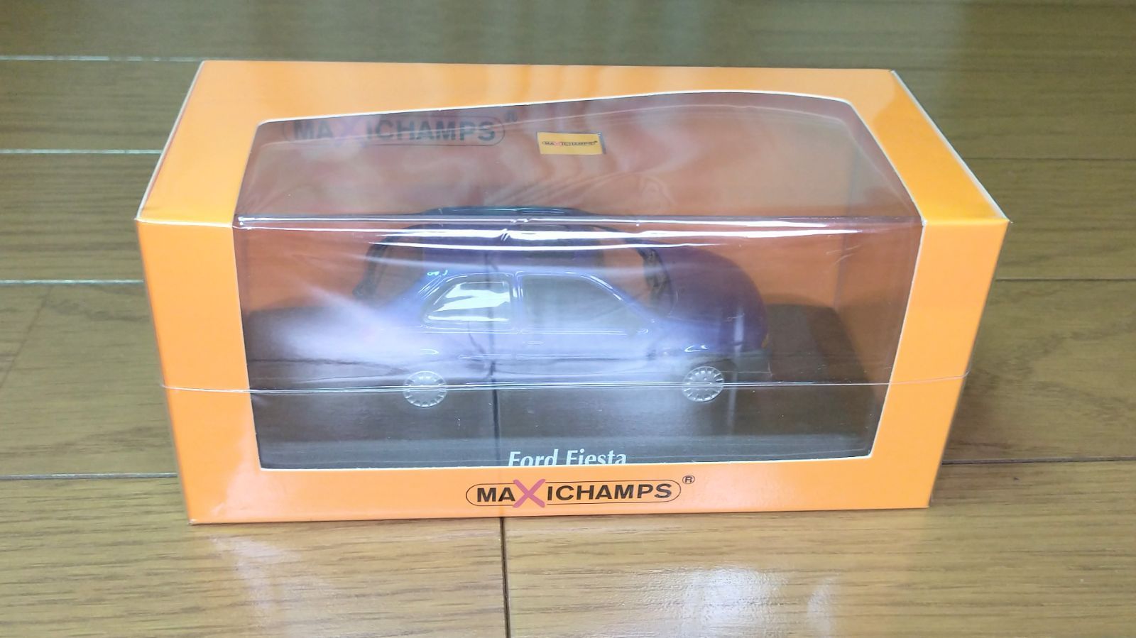 マキシチャンプス 1/43 フォード フィエスタ 1995 ブルーメタリック マキシチャンプス 1/43 フォード フィエスタ 1995 ブルー