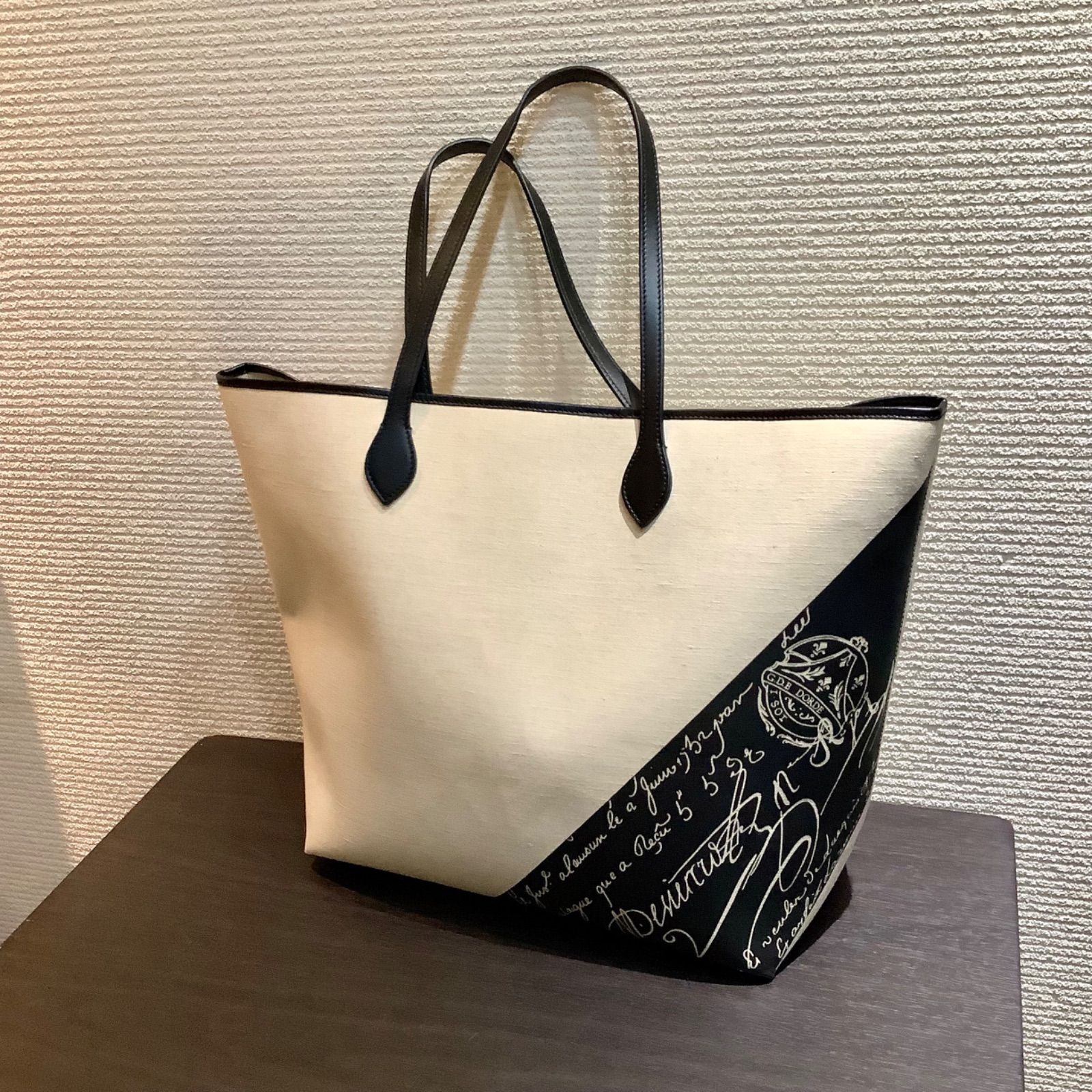 ベルルッティ BERLUTI スクリットサンデー レザートートバッグ 2WAY カリグラフィー キャンバス 黒 ブラック A6675|T13