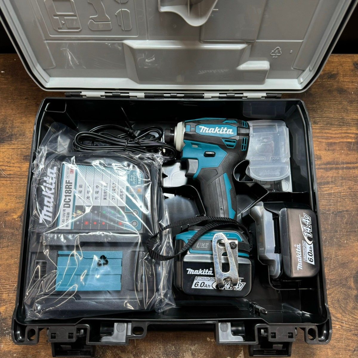 マキタ(makita) コードレスインパクトドライバー TD162DRGX【戸田店】