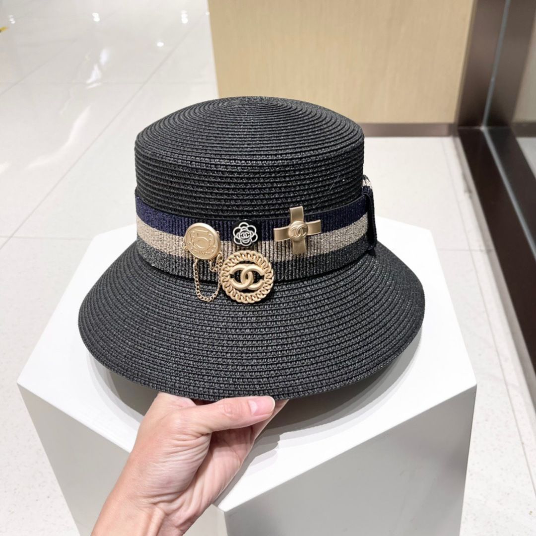 *25A限定♡希少*【CHANEL】ストローハット CCロゴ シャネル(CHANEL)ストローハット02 - メルカリ