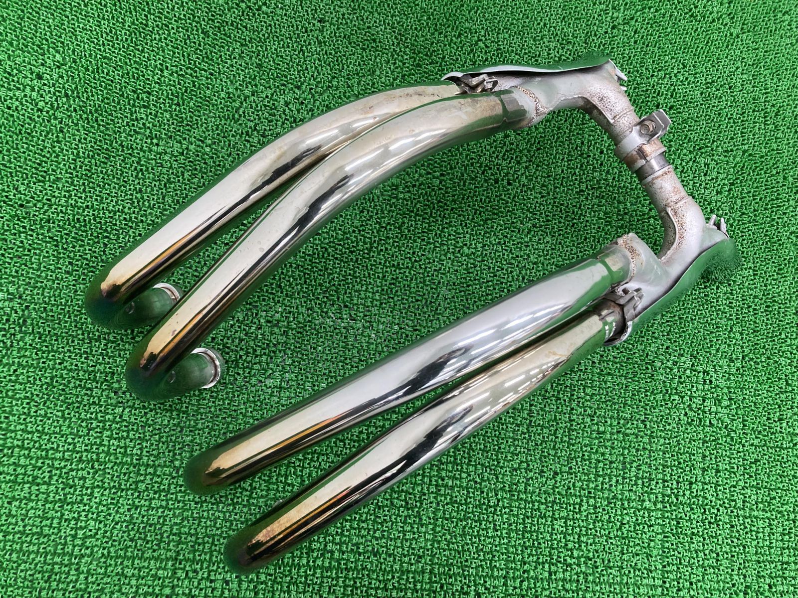 ゼファー1100 純正マフラー