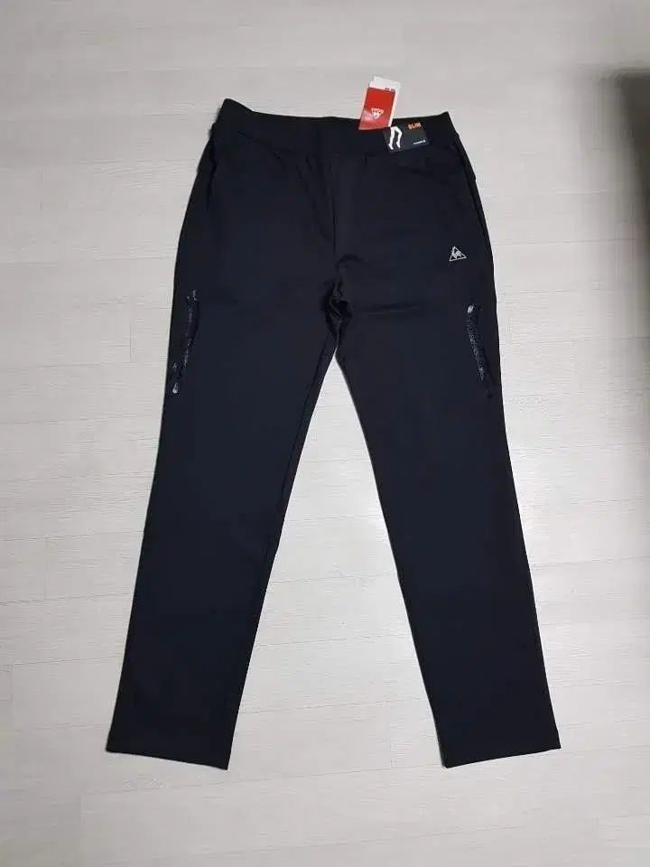 le coq sportif ルコックスポルティフ スポーティブ ブラック パンツ