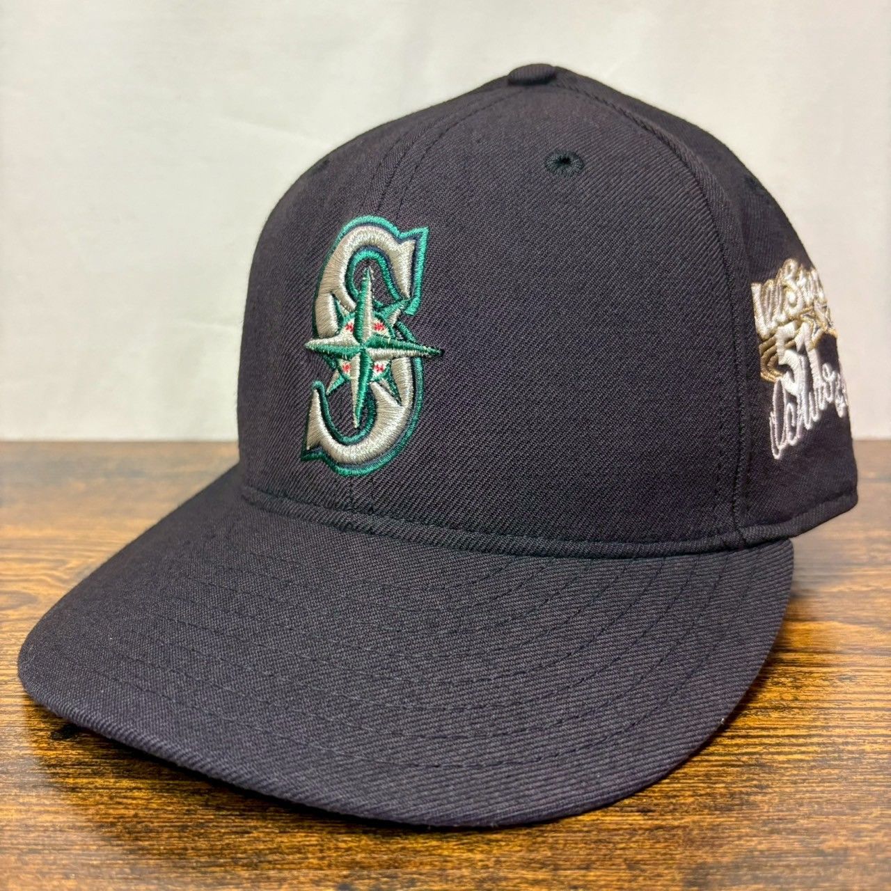 J76 ニューエラ 59fifty マリナーズ usa製 ヴィンテージ 2000 J76 ニューエラ 59fifty マリナーズ usa製 ヴィンテージ 2000