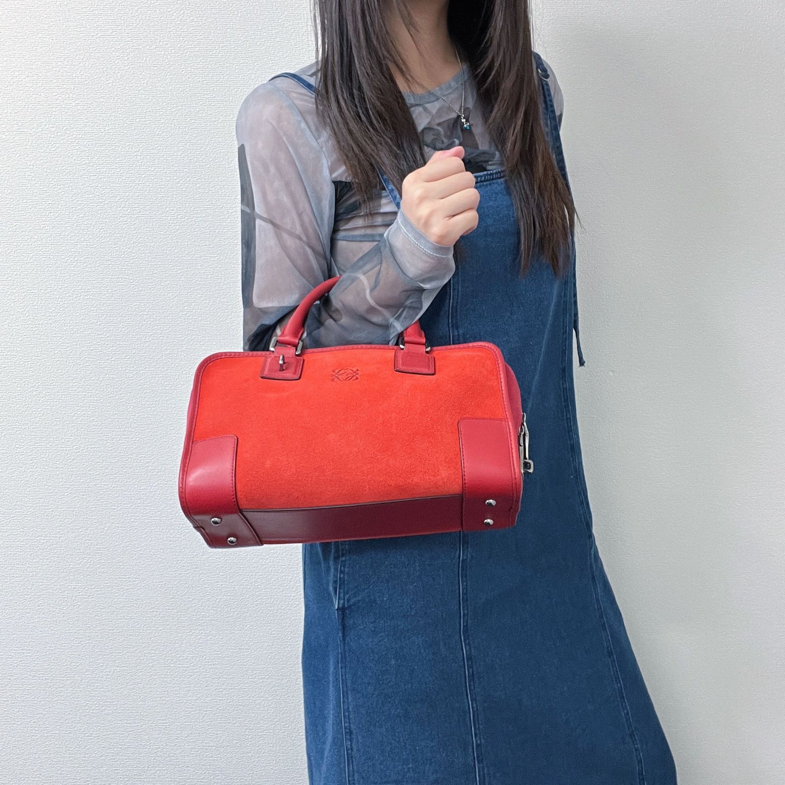 ロエベアマソナ28スエード赤 中古】LOEWE ロエベ アナグラム アマソナ28 ハンドバッグ スエード