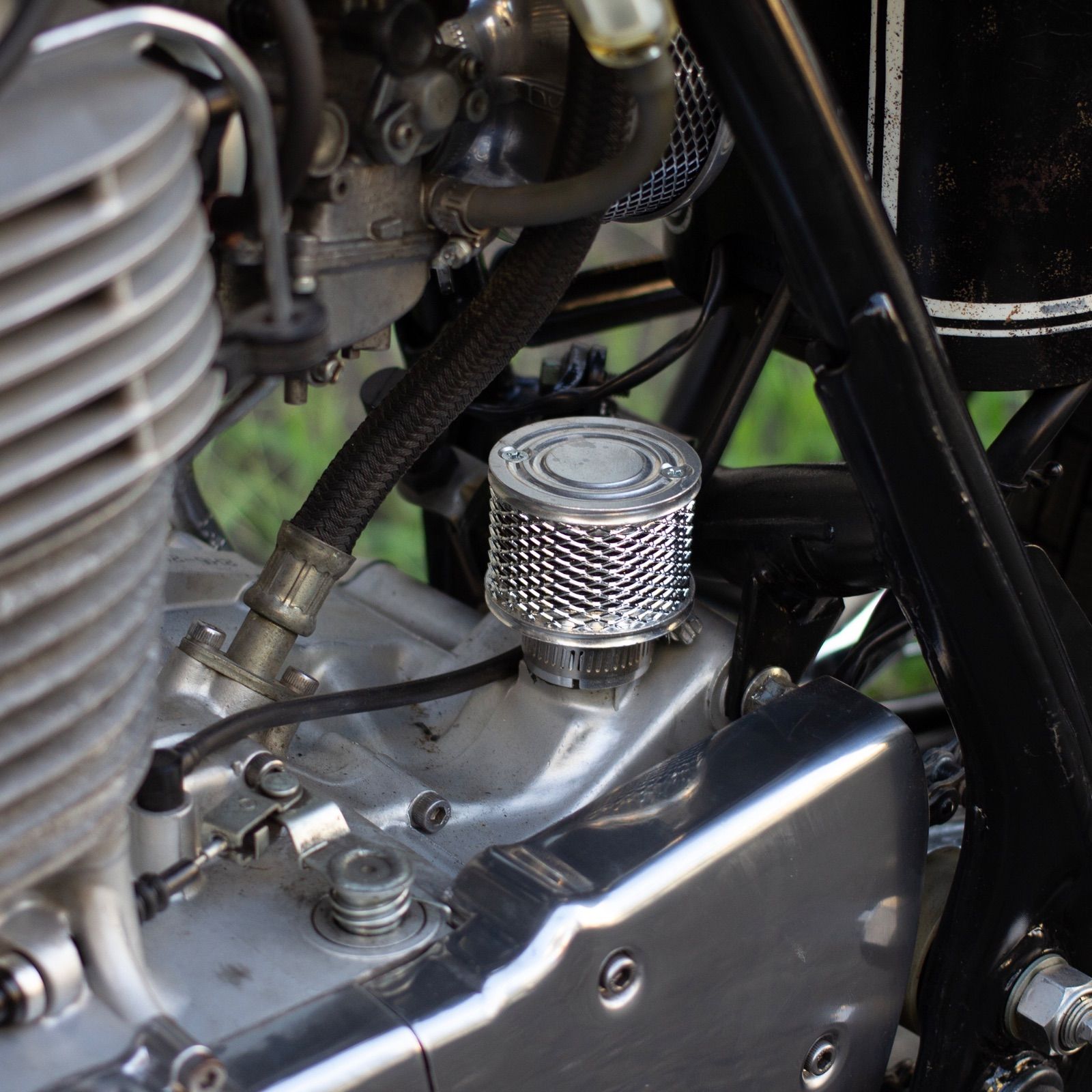 SR400/500用 ビレットブリーザーフィルター MOTOR ROCK (MR-IN012