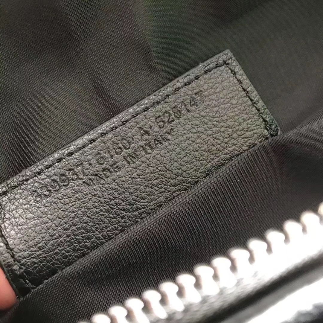 BALENCIAGA バレンシアガ ボディバッグ ウエストポーチ 人気 BALENCIAGA バレンシアガ ボディバッグ ウエストポーチ 人気