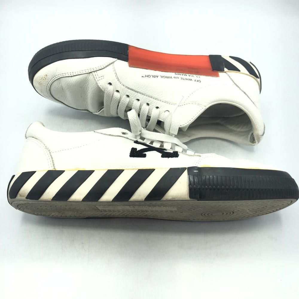中古】Off-White レザーローカットスニーカー サイズ43 ホワイト