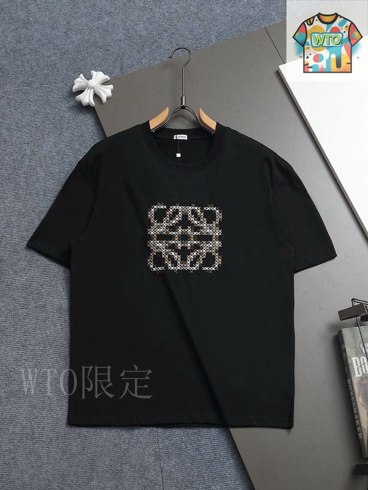 Loewe Tシャツ ロゴ刺繍 XS 今日特価】LOEWE ロエベ ロゴ刺繍 クルーネック T シャツ - メルカリ