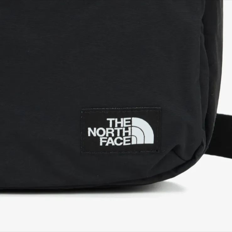 【THE NORTH FACE】TRAVEL CROSS バッグ M◆正規品◆新作 24AW ノースフェイス] TRAVEL CROSS バッグ M☆新作・24SS☆人氣 (THE