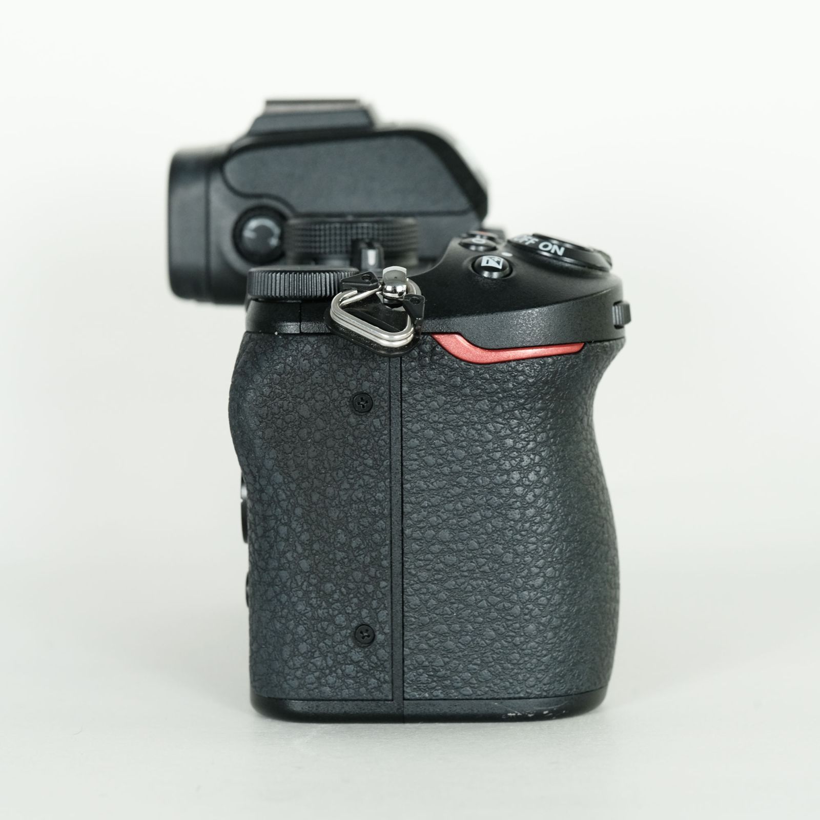 ★シャッター数2285回★ Nikon 1 V3 ボディ バッテリー２個 ニコン ☆シャッター数2285回☆ Nikon 1 V3 ボディ バッテリー2個