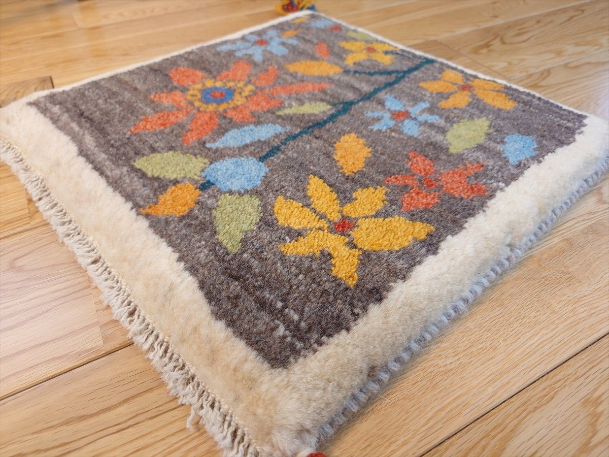 ペルシャ ギャッベ ミニマット 41.5x40cm 花 グレー アイボリー