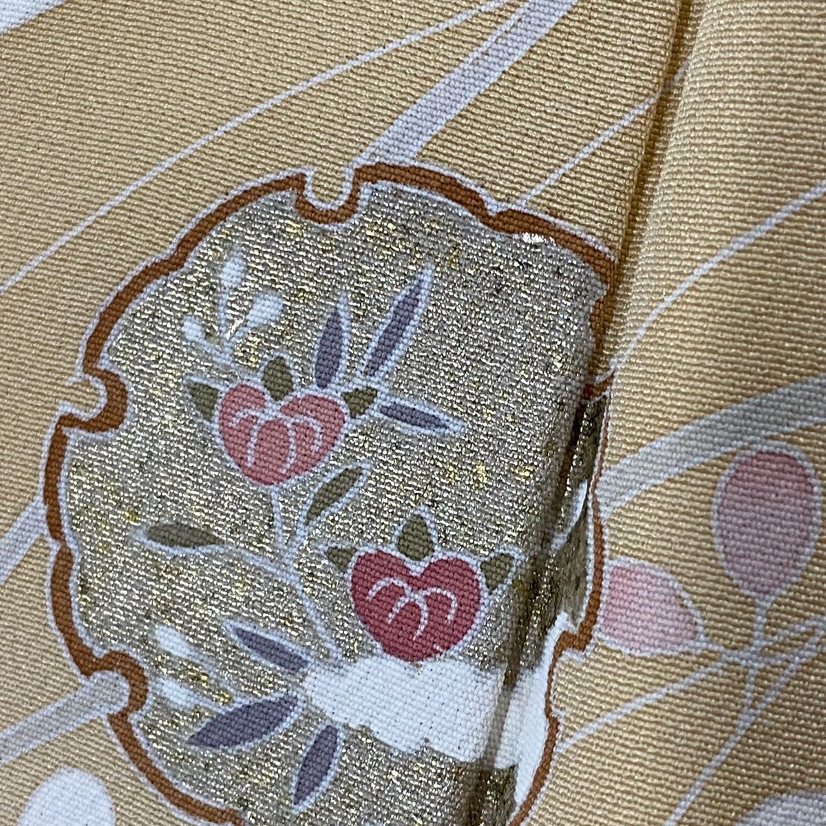 3894］訪問着 美品 雪輪花文 金銀彩 ぼかし 正絹 着物 袷