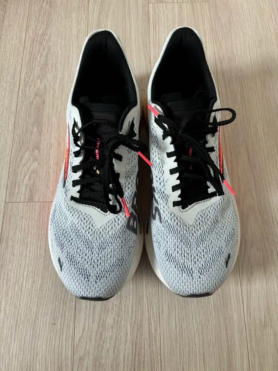 ブルックス ハイペリオン gts2 260