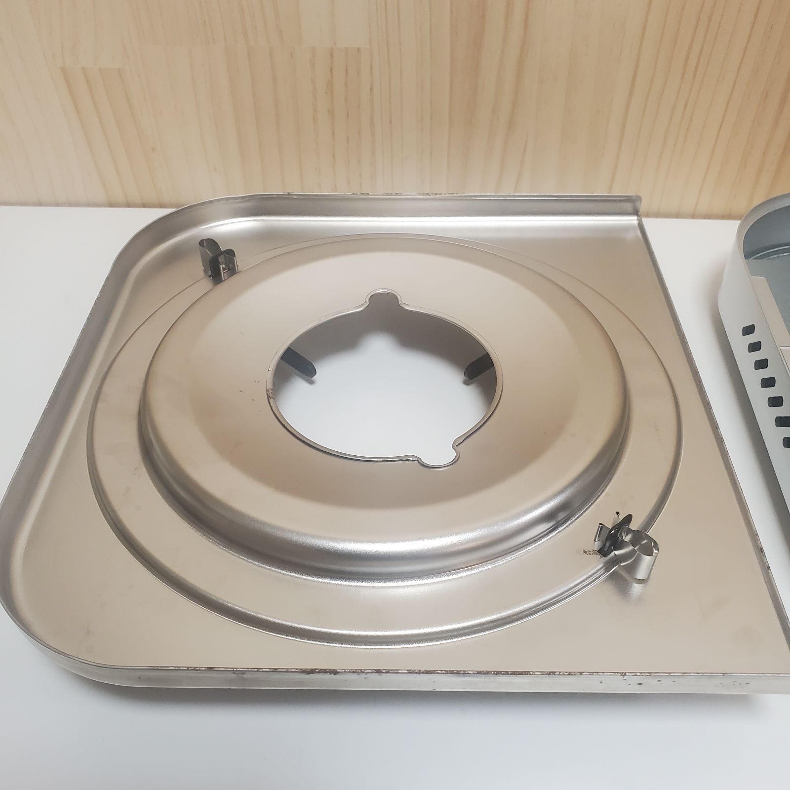 Iwatani カセットコンロ CB-ASF-35 - メルカリ Iwatani カセットコンロ CB-ASF-35 - メルカリ