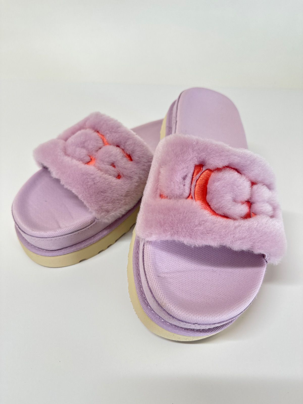 新品未使用】 UGG 1111236 アグ サンダル LATON FUR SLIDE