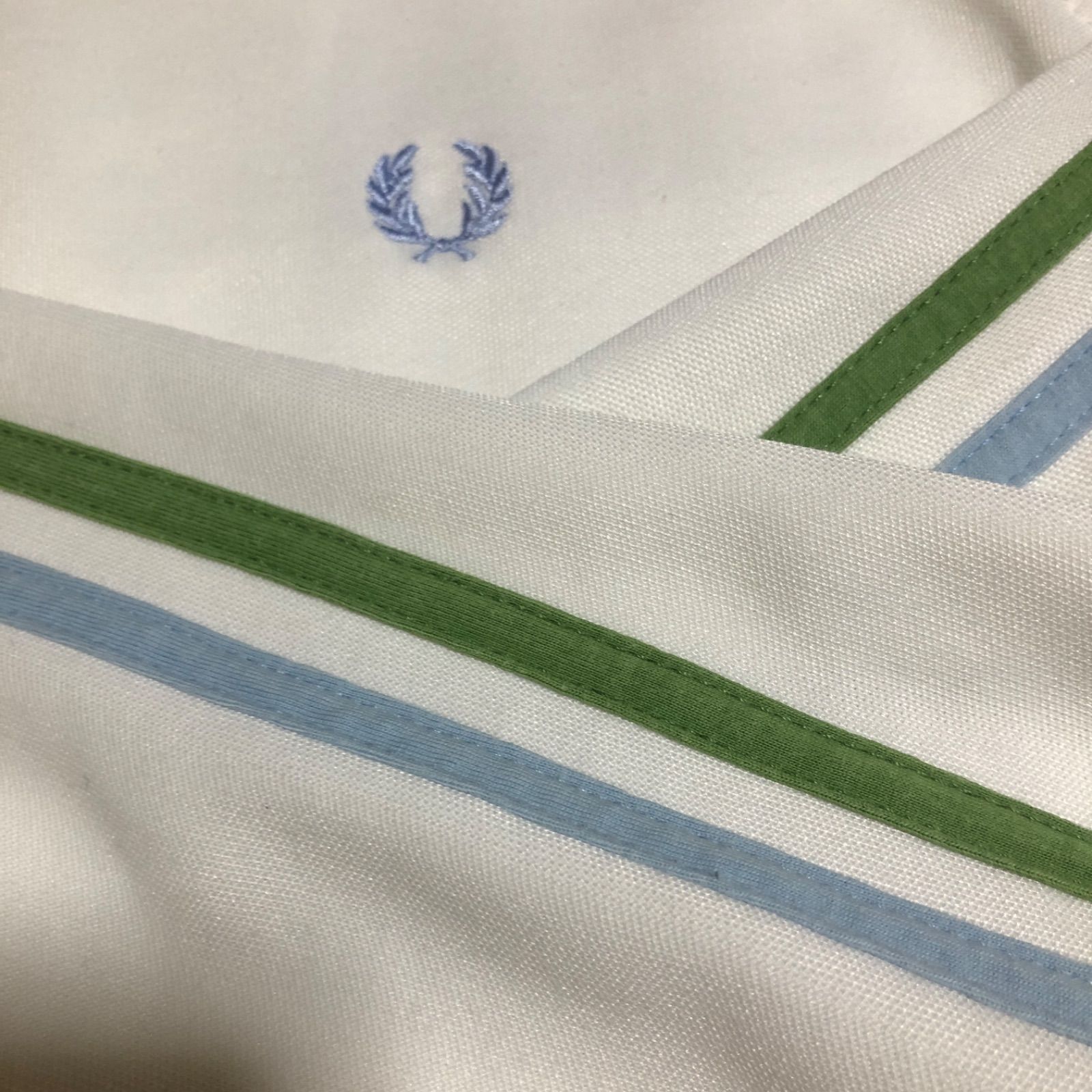 Fred Perry⭐️トラックジャケット S 緑刺繍月桂樹 ベージュ×ネイビー FRED PERRY - 90s⭐️Fred Perryトラックジャケット 刺繍月桂樹