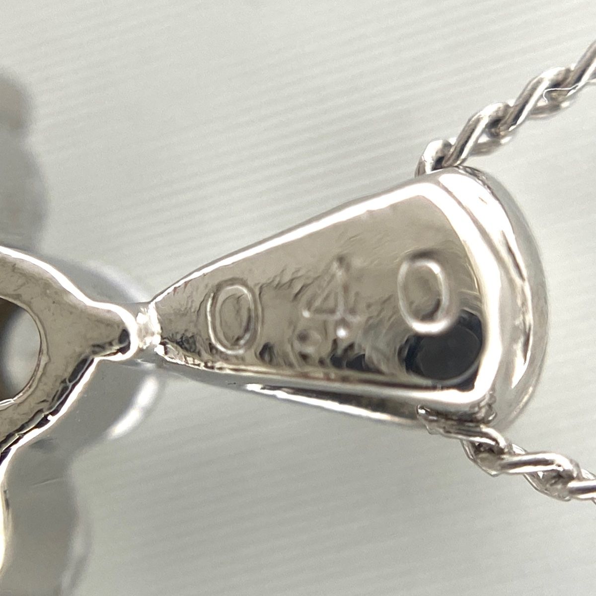 メレダイヤ デザインネックレス