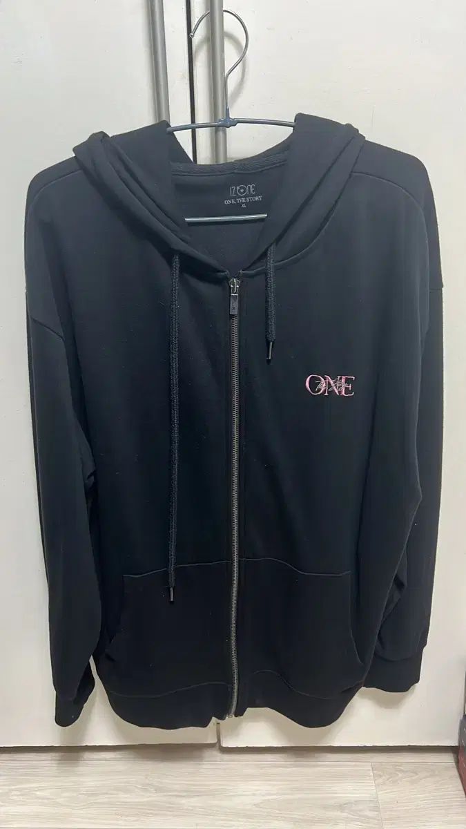 IZ*ONE one the story フーディ パーカー
