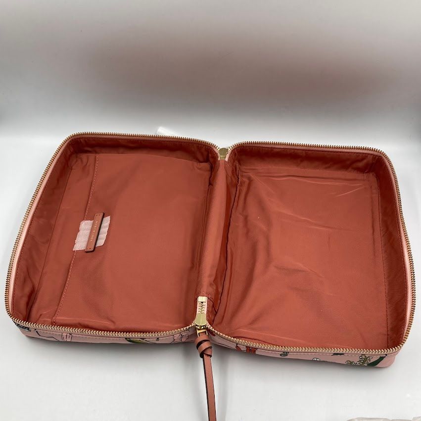 新品、未使用 トリーバーチポーチ【正規品】 未使用！トリーバーチ ポーチ - メルカリ