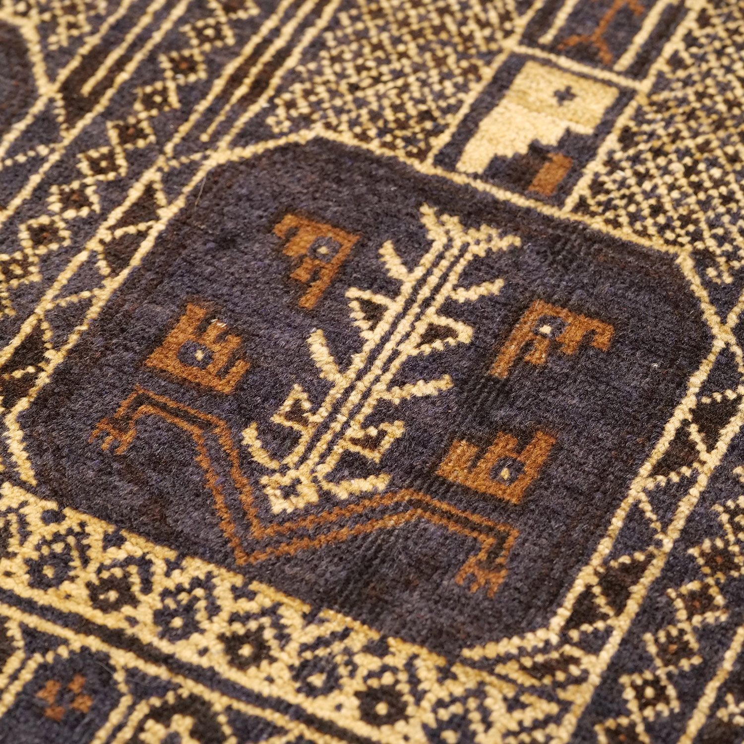 セミアンティーク