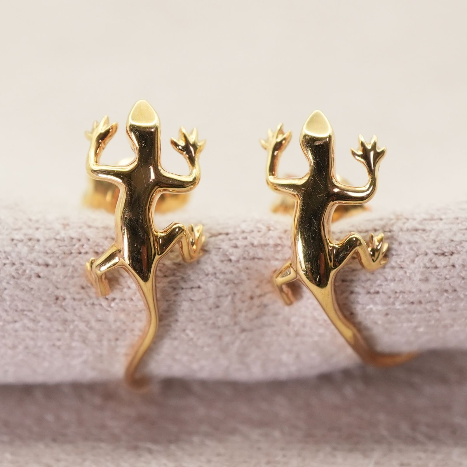 希少 インプレッセ K18 トカゲ ピアス ゴールド 爬虫類/25-1839S